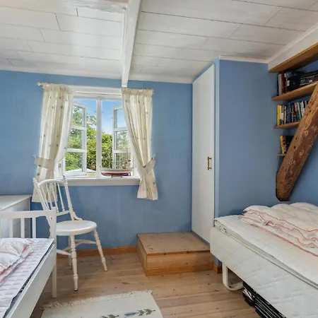 Pet Friendly In With Kitchen Holiday home *