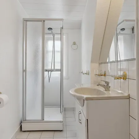 Casa vacanze 2 Bedroom Lovely In *